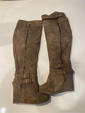 Barbie Brown Over-the-Knee Wedge Boots with Buckles